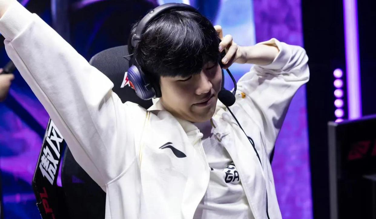 开云体育-TheShy关键节点高光表现，巴塞罗那带队取胜！的简单介绍