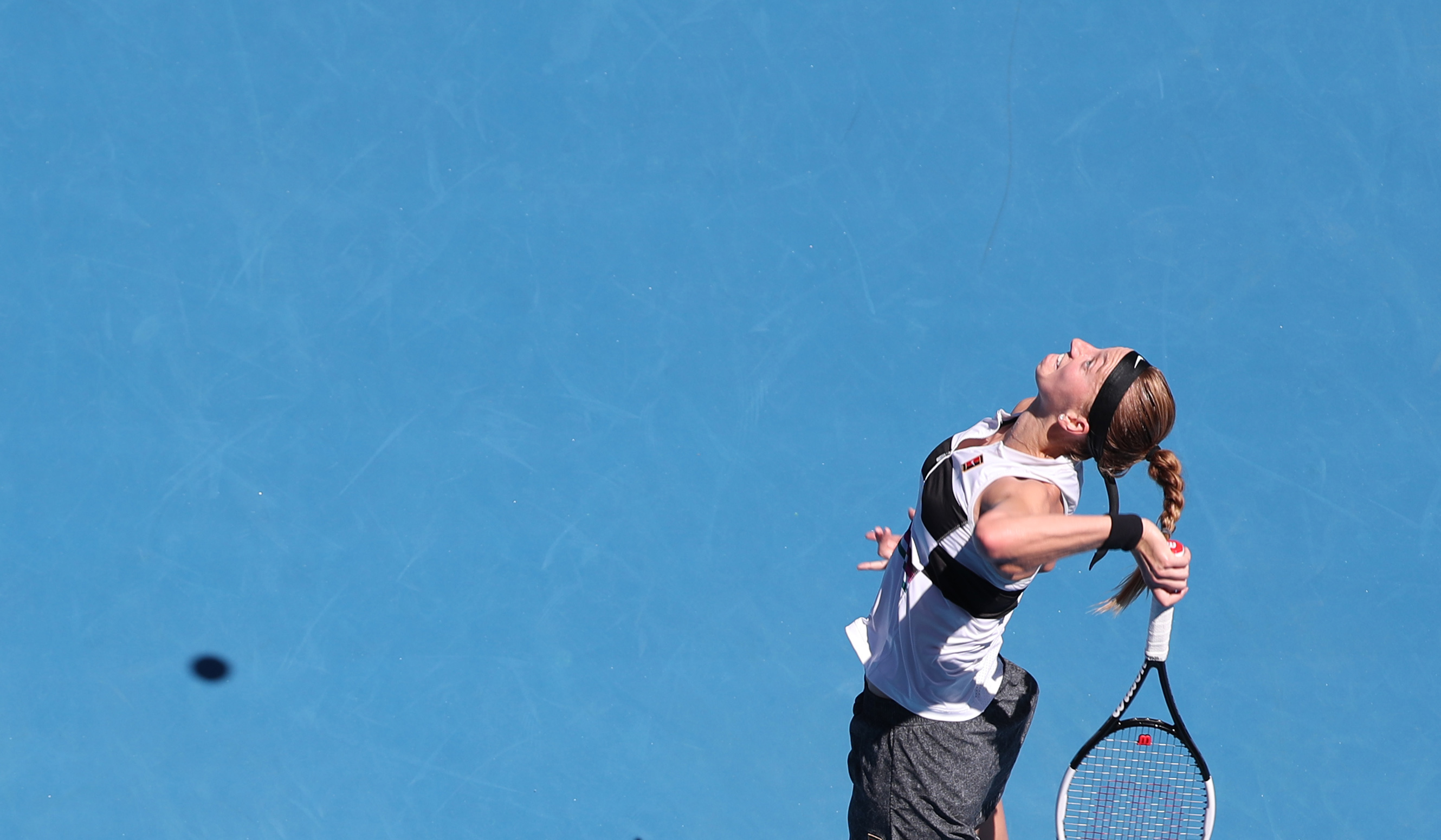 科维托娃在美国队比赛中出色防守，关键助攻引发热议！的简单介绍